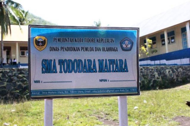 Desa Maitara Bangun Gedung SMA
