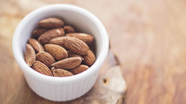 5 Manfaat Konsumsi Almond untuk Ibu Menyusui