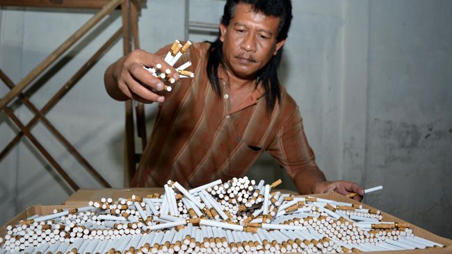 Survei Bea Cukai: 14.667 Buruh Rokok Dirumahkan dan Kena PHK
