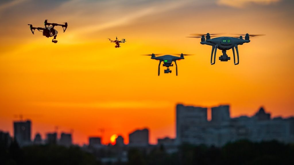 Singapura Terbangkan Drone untuk Awasi Jaga Jarak