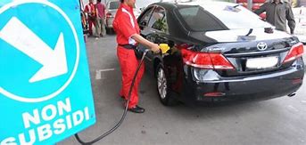 6 Ribu Mobil Mewah di Aceh Rela Pakai Stiker demi BBM Subsidi