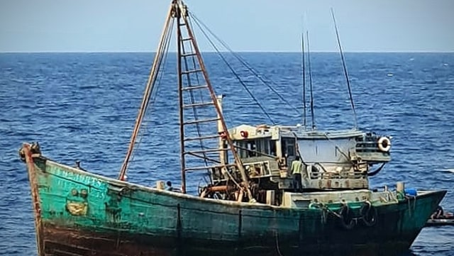 TNI AL Tangkap Lagi Kapal Nelayan Vietnam di Natuna, Setengah Ton Ikan Disita