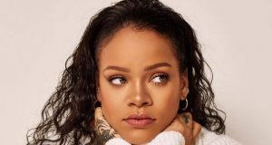 Rihanna salah satu wanita terkaya versi Forbes.