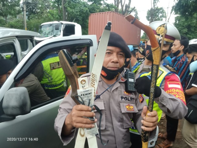 Polisi Tangkap 6 Santri dari Tasik yang Hendak ke Jakarta, Bawa Busur-Anak Panah