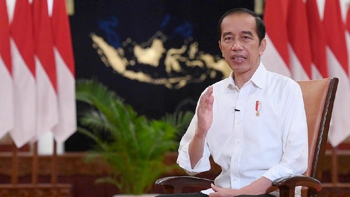 Jokowi Ungkap Alasan Jadi yang Pertama Divaksin COVID-19