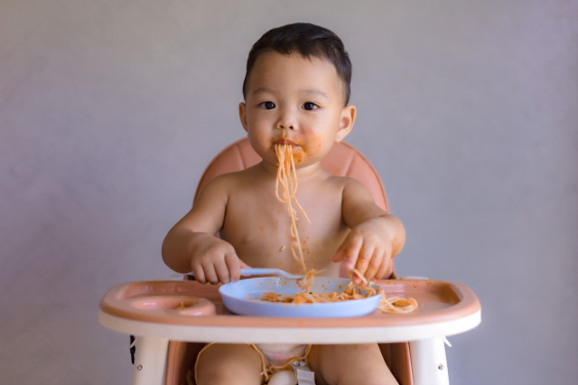 Meski sudah 1 Tahun, Ini 8 Makanan yang Sebaiknya Tidak Dikonsumsi Bayi