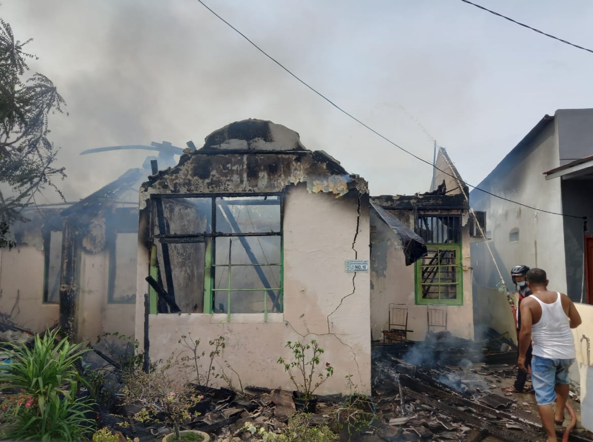 Kompor Gas Meledak Ludeskan Seisi Rumah Syamsiah