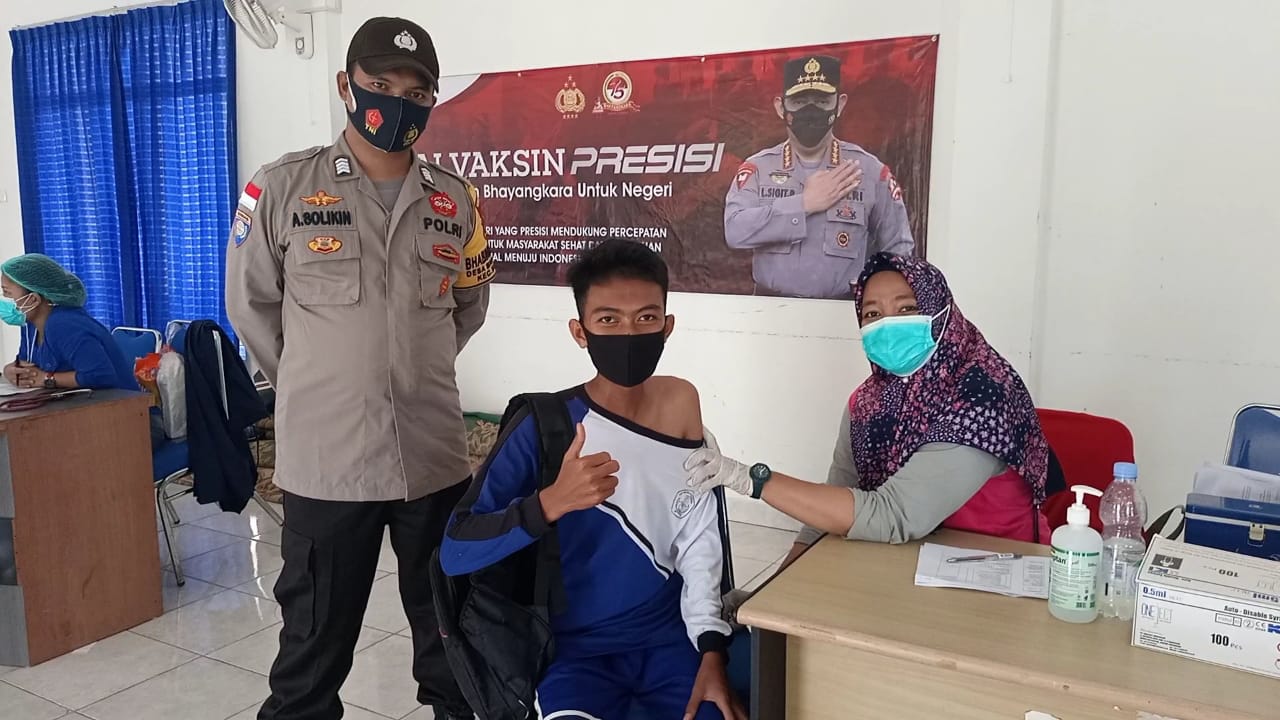 Vaksinasi Anak Usia 12-17 Tahun, Masuk Program Nasi Kapau Polres Bintan