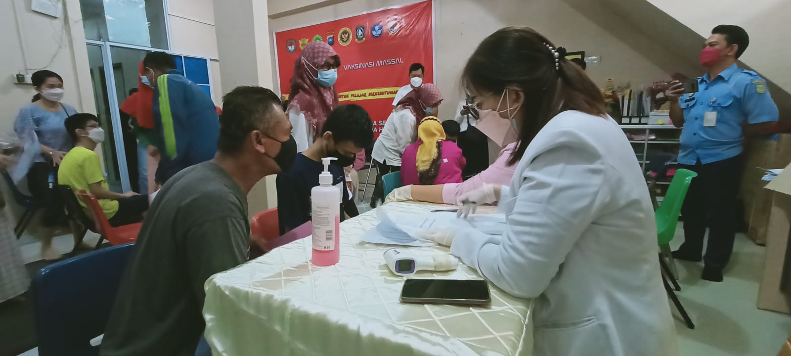 Binda Kepri Gelar Vaksinasi Pertama untuk Pelajar Berkebutuhan Khusus dan Disabilitas