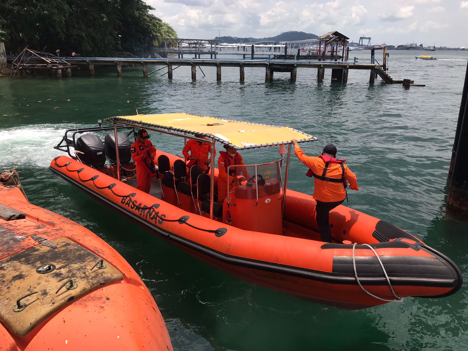 Satu Korban Tabrakan Kapal Kargo Ditemukan di Pantai Resort Palm Spring