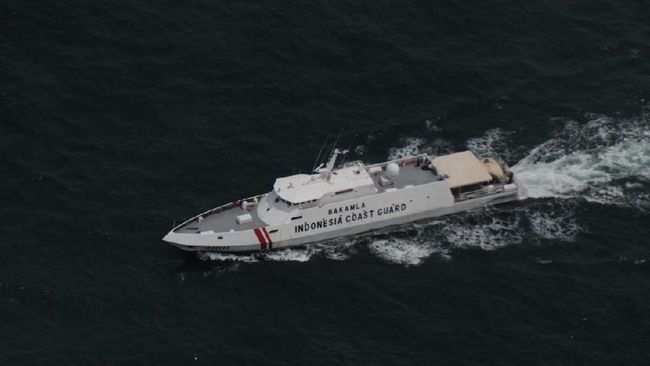 Update Pencarian Kapal Pengangkut TKI, SAR Tanjungpinang dan MRSC Johor Bahru Temukan Lima Korban