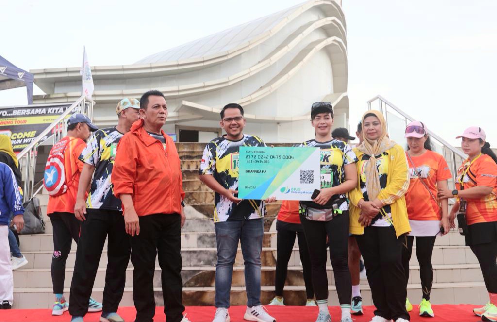 Gubernur Ansar Lepas Tanjungpinang Running Tour, Diikuti 1.000 Pelari Dari Dalam dan Luar Negeri