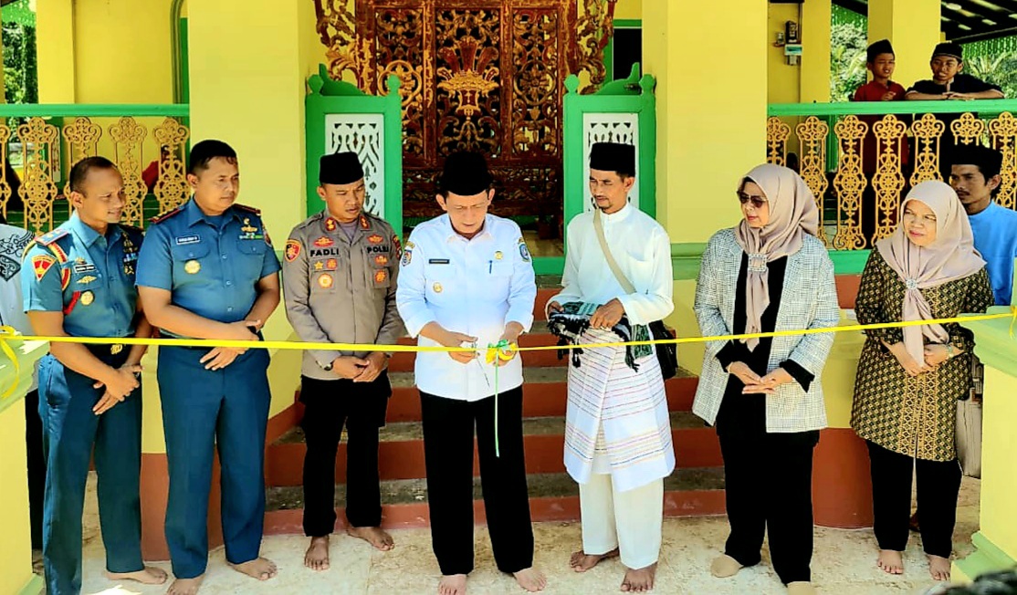 Gubernur Ansar Resmikan Revitalisasi Masjid Jami Sultan Lingga Tahap Pertama