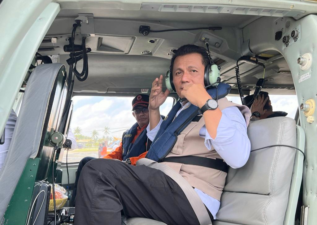 Gubernur Ansar, Kepala BNPB, Kapolda dan Danrem Terbang Menuju Pulau Serasan