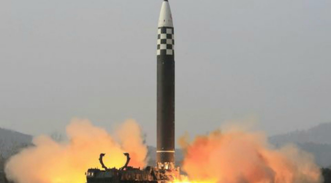 Pakar dari China Ungkap Rudal ICBM Korut Bisa Hantam AS dalam 33 Menit