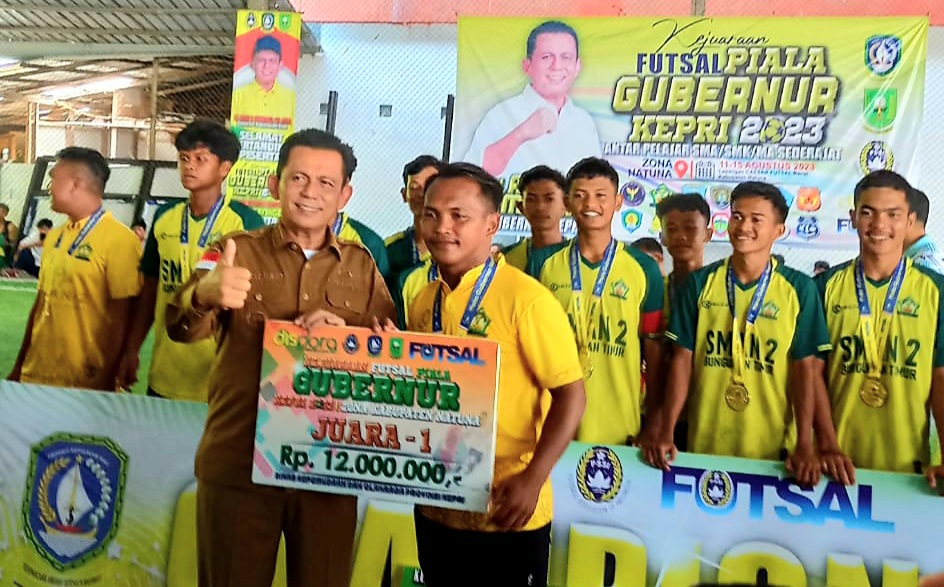 Gubernur Ansar Tutup Turnamen Kejuaraan Futsal Piala Gubernur Kepri 2023 Zona Natuna
