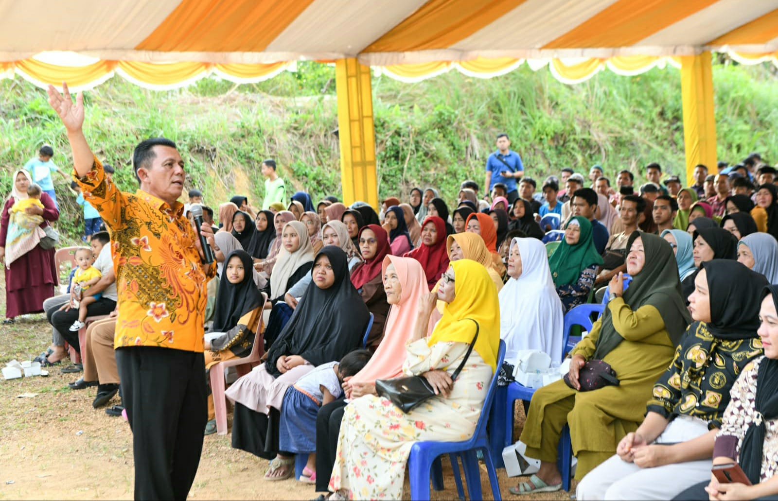 Gubernur Ansar Sosialisasikan Program Strategis Pemprov Kepri di Sei Jati, Kabupaten Bintan