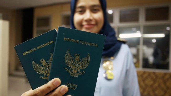Cara dan Syarat Bikin Paspor Terbaru 2024