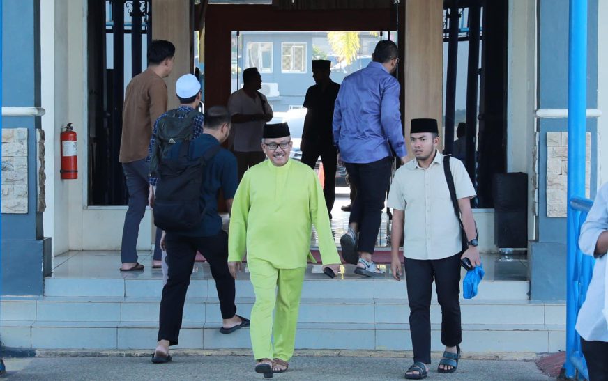 Safari Ramadhan, Jefridin Beri Dukungan dan Harapan untuk Pembangunan Masjid di Kelurahan Karas