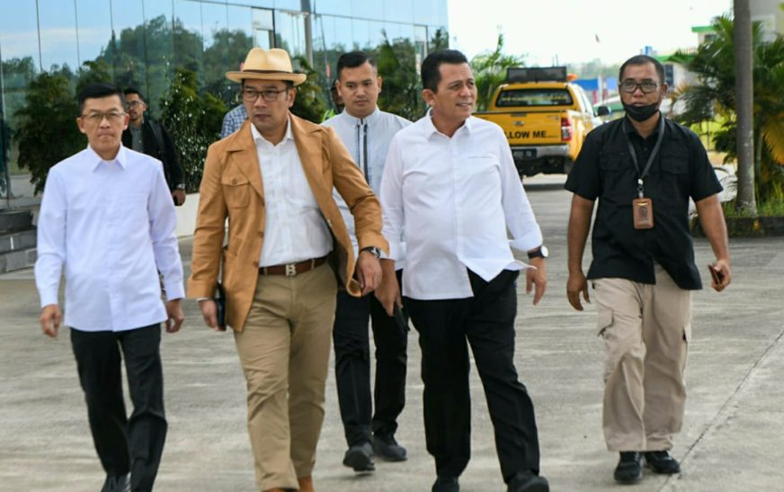 Gubernur Ansar Ajak Ridwan Kamil Keliling Pulau Penyengat
