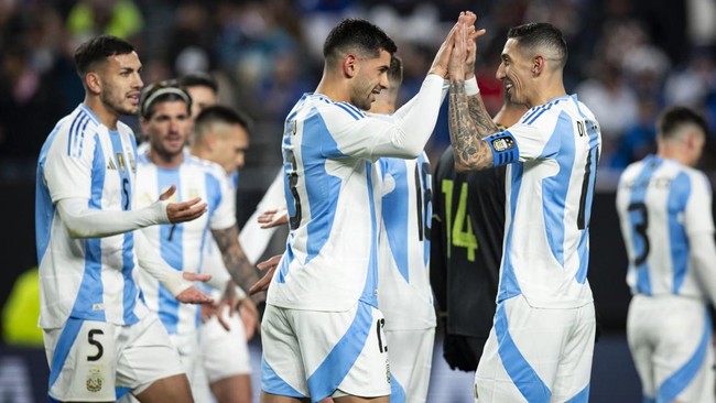 Tanpa Messi, Argentina Hajar El Salvador 3-0