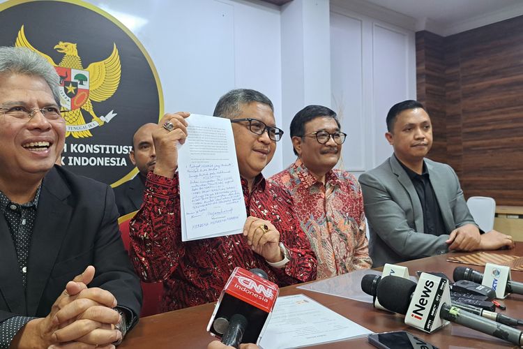 Ramai-ramai Ajukan Diri Jadi “Amicus Curiae” Sengketa Pilpres ke MK, dari Megawati sampai Mahasiswa