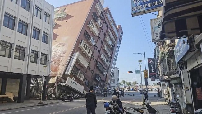 Gempa M 7,7 Terjang Taiwan, Gedung Runtuh sampai Internet Mati