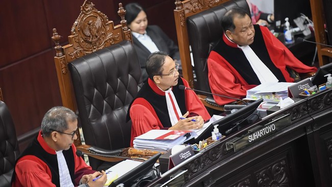 Hakim MK Tolak Argumen Ahli Prabowo soal Putusan 90 Terkait Gibran