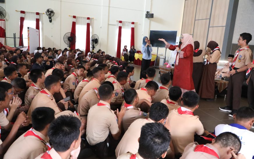 Kunjungi SMAN 1 Tanjungpinang, Marlin Dorong Siswa Harus Berani Bermimpi Besar dan Pantang Menyerah